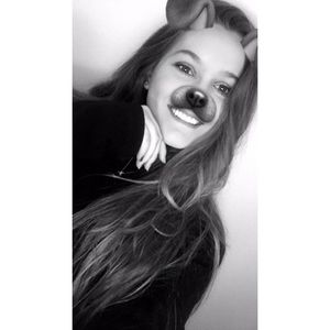 Meet your Posher, Alyssa